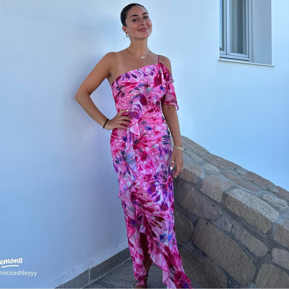 Zara Ruffled Asymmetrical One-Shoulder Dress - Picture 11 of 17